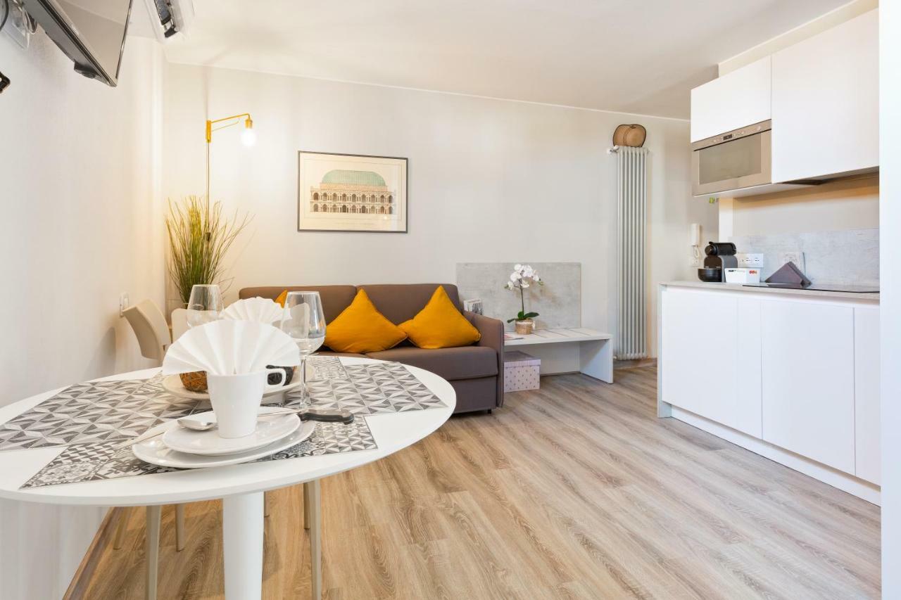 Piazzetta Palladio Romantic Studio Apartment Vicenza Bagian luar foto